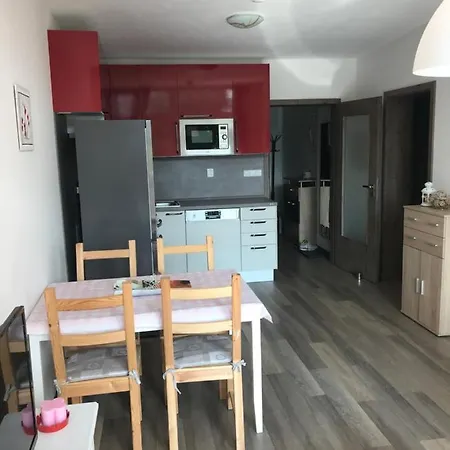 Apartment Plovarna *